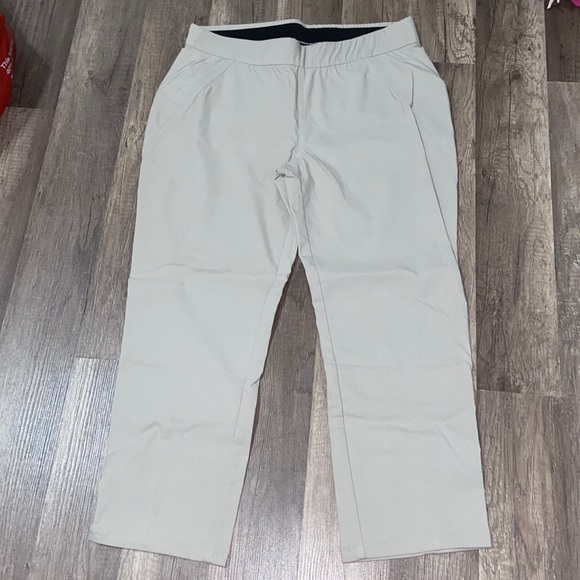 Vera wang capris - Picture 1 of 5